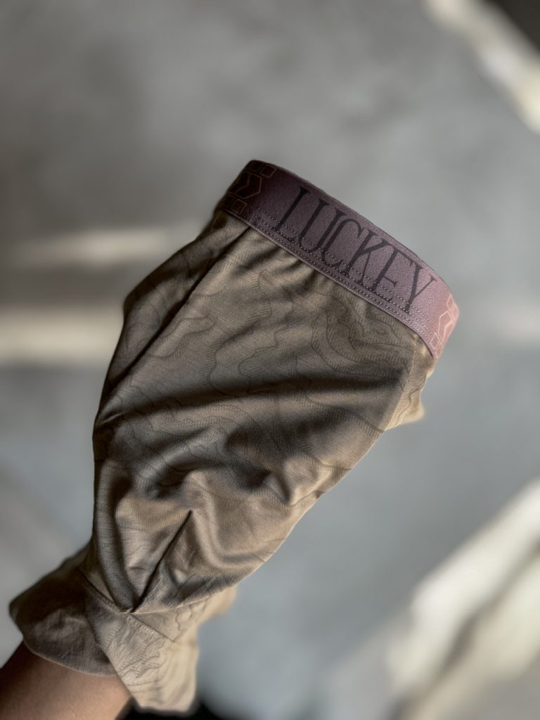 شورت مردانه پادار Luckey برند Yashen