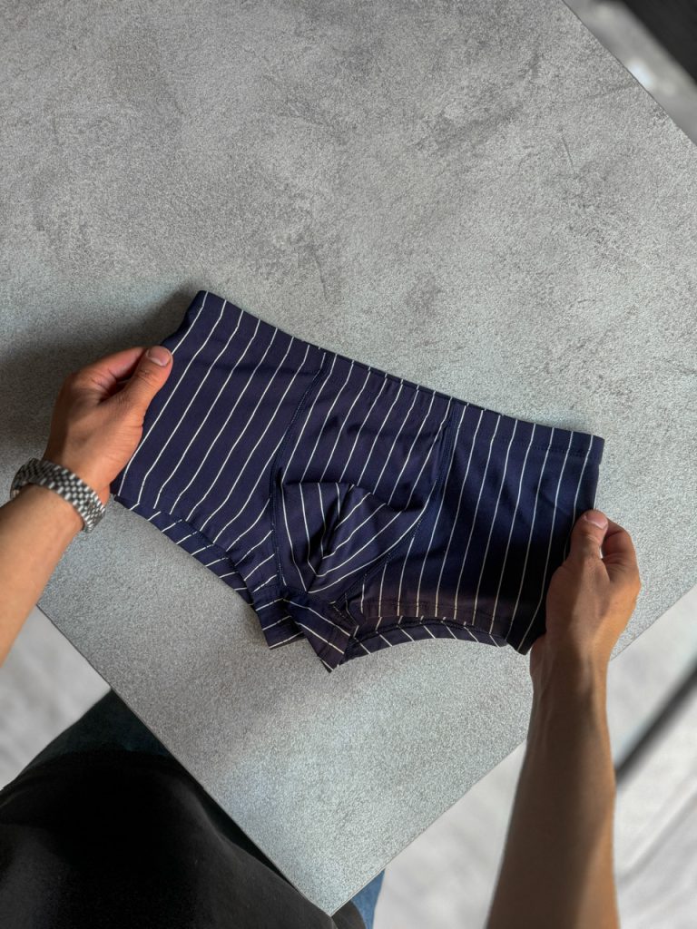 صفحه اصلی 100 شورت مردانه نیم پا Stripe Classic برند Yashen