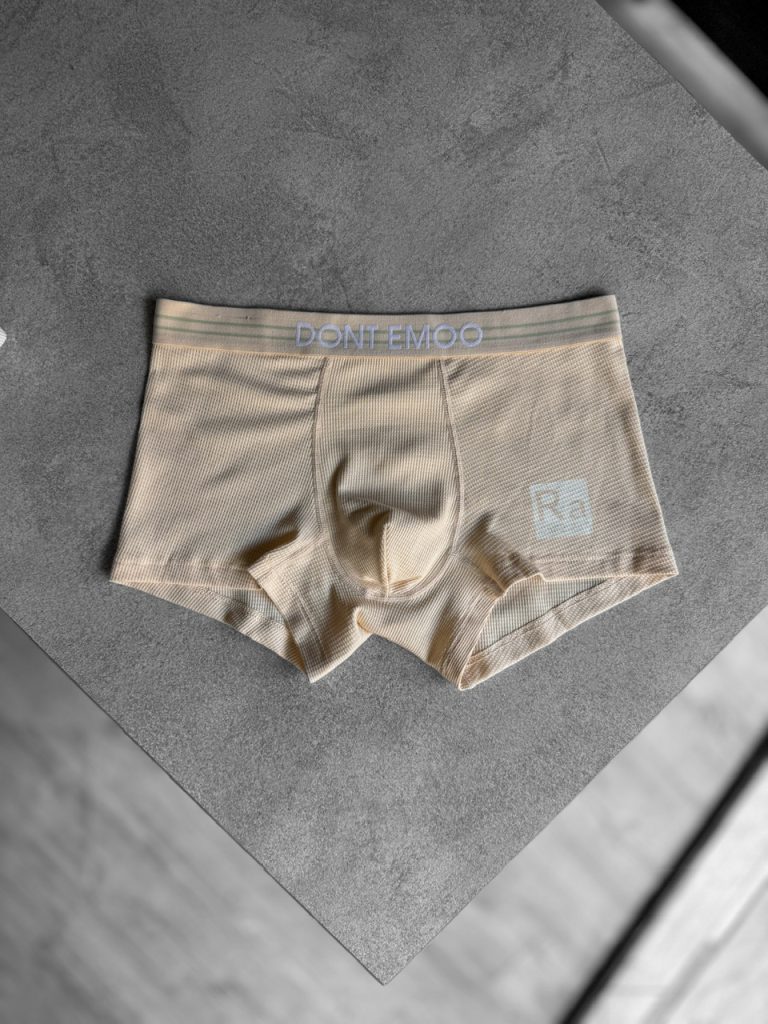 صفحه اصلی 96 شورت مردانه کنفی Dont Emoo