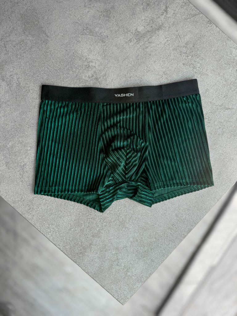 شورت مردانه پادار Luxury Striped Velvet برند Yashe